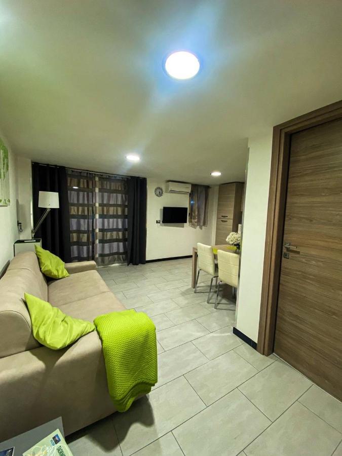 Naxos Apartments Джардини Наксос Екстериор снимка